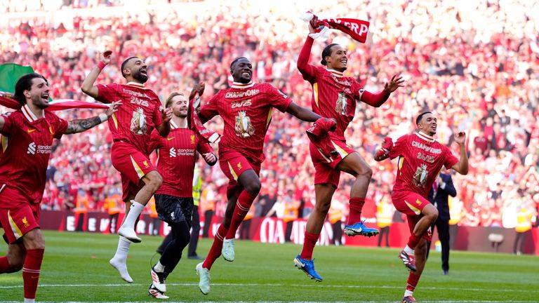 Avrupa'da Liverpool Şampiyonluğunu İlan Etti