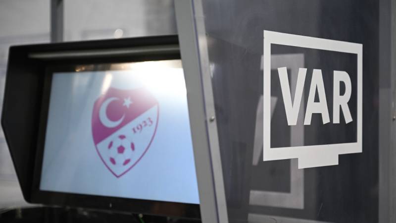 Fenerbahçe - Kayserispor maçının VAR hakemi açıklandı