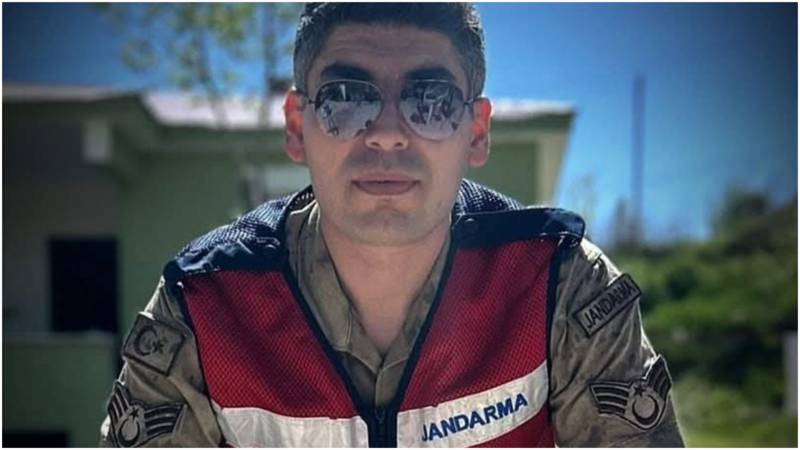 Halı Saha Maçı Sonrası Fenalaşan Astsubay Yaşamını Yitirdi