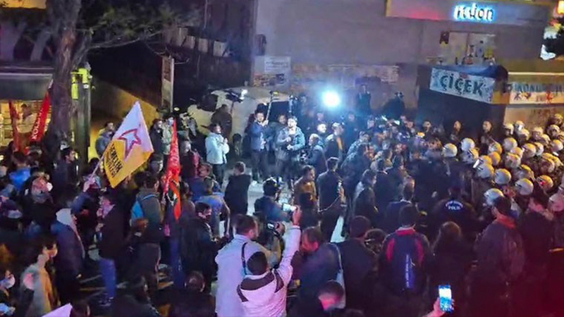 Halit Çelenk Hukuk Ödülü Direnen Öğrencilere Verildi